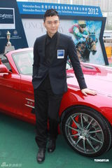 组图：张智霖荣升马主 赞郭富城有男子气慨