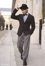 组图：吴奇隆街拍大集合 多款造型帅气登场