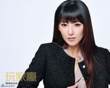 组图：陈紫函干练气场登封面 自曝笃定幸福观