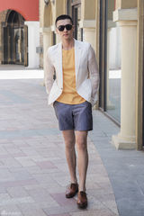 组图：高仁初秋潮范儿出街 简约摩登混搭出彩