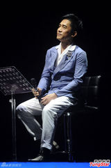 张国荣纪念演唱会 张敬轩雌雄同体梁朝伟深情