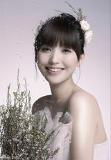 高清图：金莎表情丰富推写真 走知性似公主模样