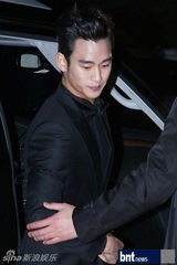 组图：金载沅孙丹菲等盛装亮相MBC演技大奖红毯