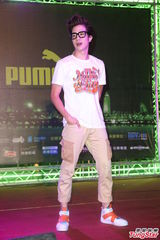 组图：桂纶镁凤小岳出席活动相约夜跑