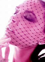 高清组图：维多利亚登《ELLE》 秀健美体型