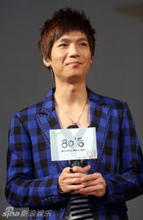 幻灯：《80后》启动高校巡展 陈楚生复刻张国荣经典