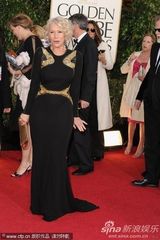 组图：老牌影后海伦-米伦黑裙贵气