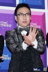 组图：姜虎东黄光熙等出席MBC演艺大赏颁奖礼