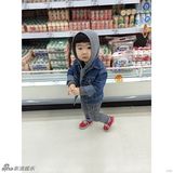 组图：韩国丑萌小正太再曝萌图 小眼咪咪喜感足