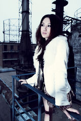 高清组图：乐坛新鲜人Iris安最新宣传照