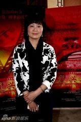 幻灯：电影《复兴之路》首映 高档次低票价吸引观众