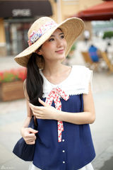 组图：毛晓彤街拍夏日蓝色系搭配清爽