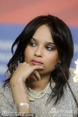 高清组图：《仰天长啸》发布 重磅女星丝迪贝撑场