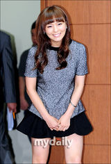 组图：Wonder Girls任韩国农产品形象大使 甜美亮相