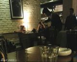 组图：网传编剧于正在咖啡厅遭人扇耳光