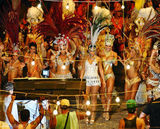 高清图：碧昂丝凯斯赶拍单曲MV 眩目服饰展桑巴风情