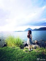 组图：高晓松全家游日本 80后爱妻晒美照