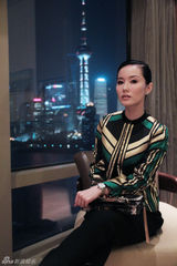 组图：林湘萍亮相上海时尚活动秀高雅