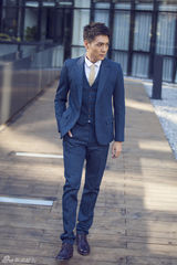 组图：国产长腿霍政谚时尚型男完美比例