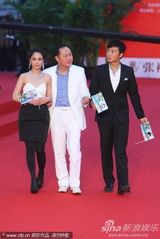 幻灯图集：上海电影节开幕红毯-阿娇甜美亮相红毯