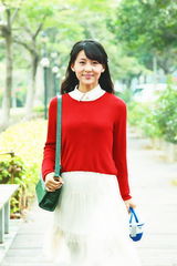 组图：《囧人的幸福生活》贾青变“杂草囧女”