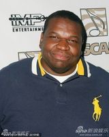 组图：2010MTV奖预热派对 亚瑟小子戴墨镜形色匆匆