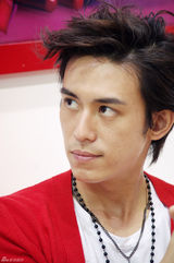 组图：陈楚河搞怪宣传新剧《天涯明月刀》