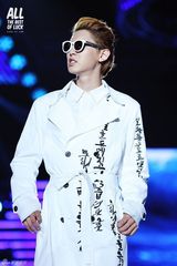 策划：金宇彬李钟硕等长腿偶吧的麻豆前世