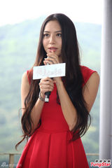 组图：《候鸟来的季节》开始宣传 白歆惠站台