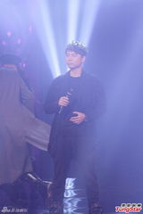 四大唱片歌手亮相TVB 连诗雅长裙飘飘欲仙