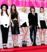 组图：东方神起等参加2013韩流Dream音乐会