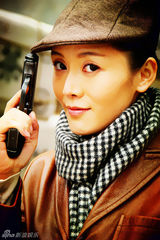 组图：车永莉领衔《捍卫者》男装造型帅气干练