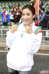 组图：TVB众艺人参与百万行慈善