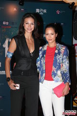 组图：《独行侠》香港首映 庄思敏钱国伟捧场