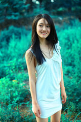 高清图：中戏校花衣珊清凉大片 化身丛林精灵游仙境