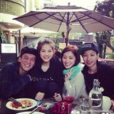 组图：陈冠希与现女友恩爱照 忘情热吻秀幸福