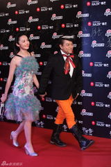 高清组图：2011网络盛典姚晨蔡康永携手走红毯