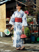 组图：日星新垣结衣地铁海报 展现甜美可爱微笑