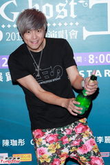 组图：黄鸿升谈前女友感慨 否认杨丞琳乃当事人