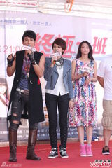 组图：汪东城推演《变4》 自断进好莱坞之路