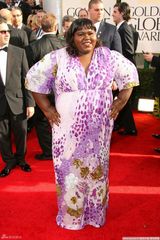 高清图：加布蕾-丝迪贝紫色长裙大走民族风