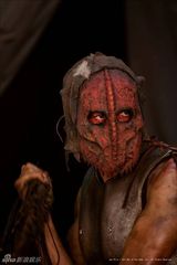 组图：《惊天战神》众神造型曝光前卫大胆