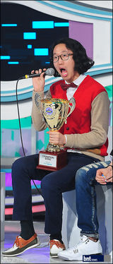 组图：Dal shabet等歌手点亮《Show Champion》现场