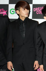 高清图：SJ少女时代等当红歌手齐聚韩国梦想演唱会