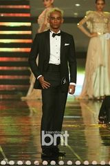 组图：韩国2013亚洲模特颁奖典礼精彩时尚秀