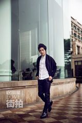 明星爱街拍：薛之谦偶遇时尚 打造花样年华