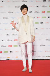 高清组图：MTV超级盛典红地毯 众星美丽“冻”人