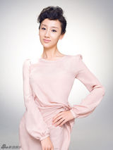 组图：高洋曝复古写真女神气质如兰