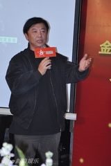 组图：岳秀清惊喜现身吴刚庆功宴 夫妻大秀恩爱