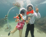 组图：小沈阳沈春阳《纵横四海》举行深海婚礼